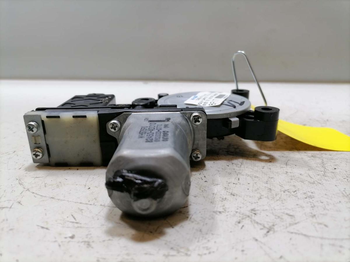 Kia Carnival 2 original Fensterhebermotor vorn links Bj.2009